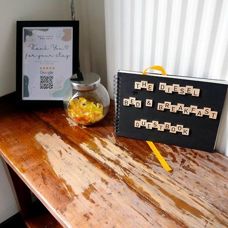 The Diesel Bed And Breakfast Rotterdam Luaran gambar