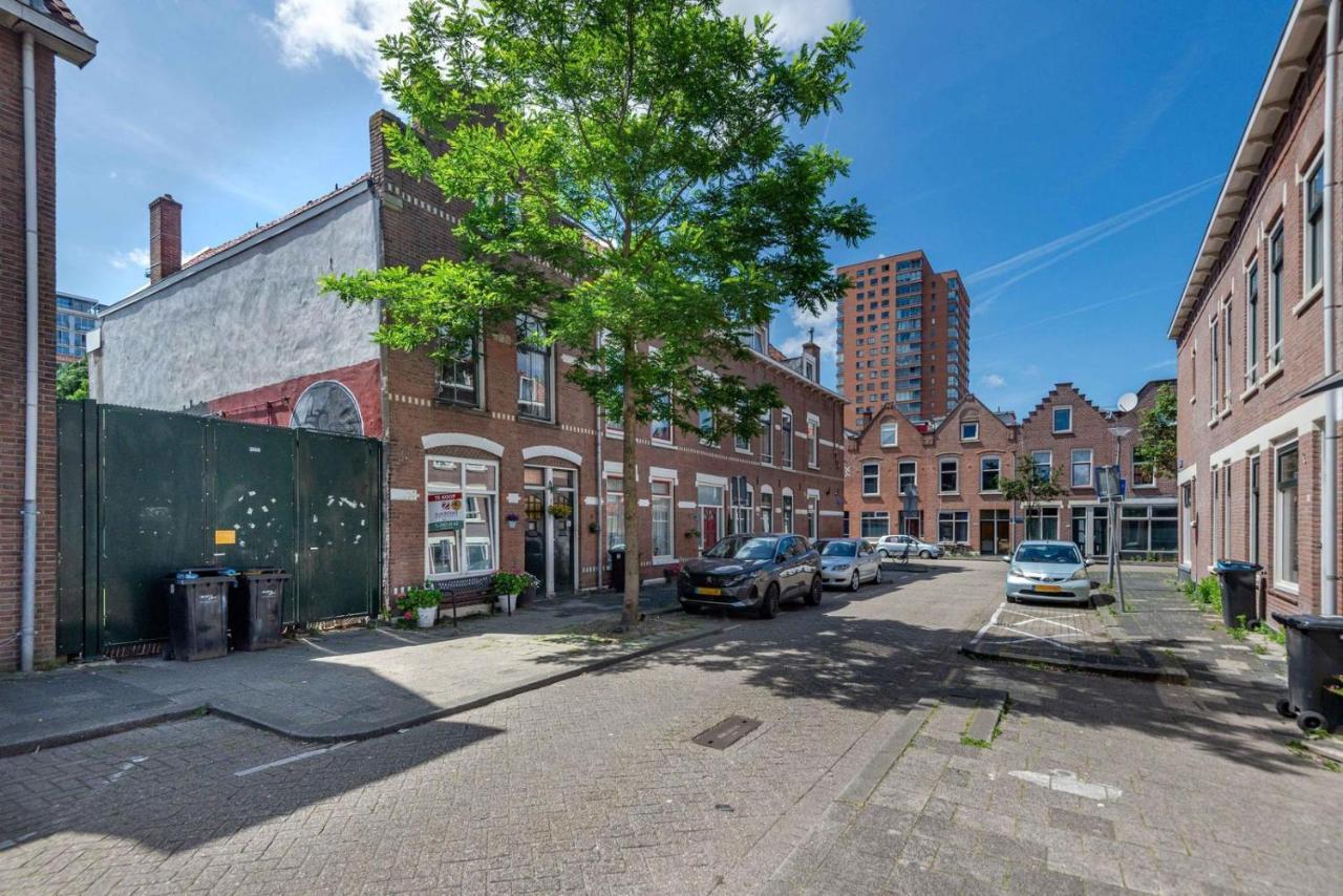 The Diesel Bed And Breakfast Rotterdam Luaran gambar