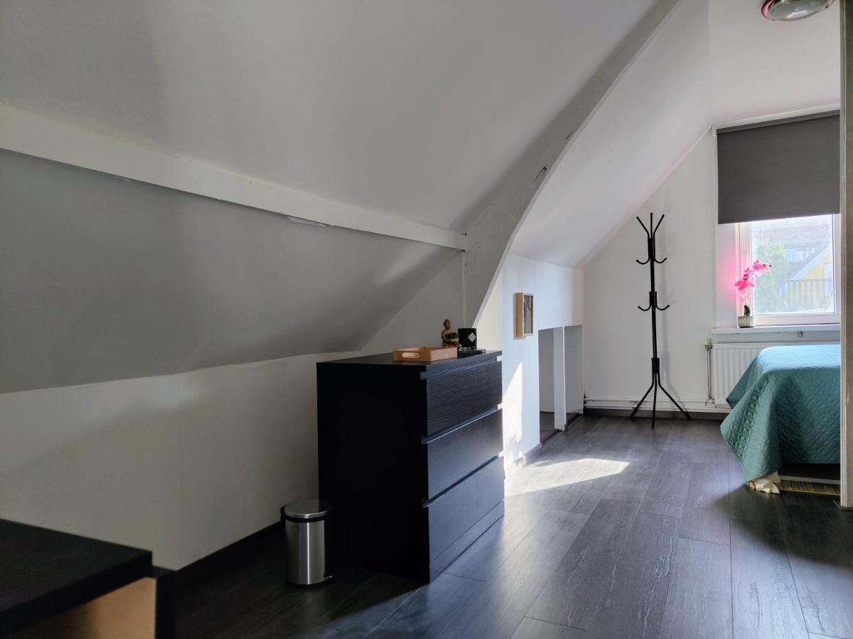 The Diesel Bed And Breakfast Rotterdam Luaran gambar