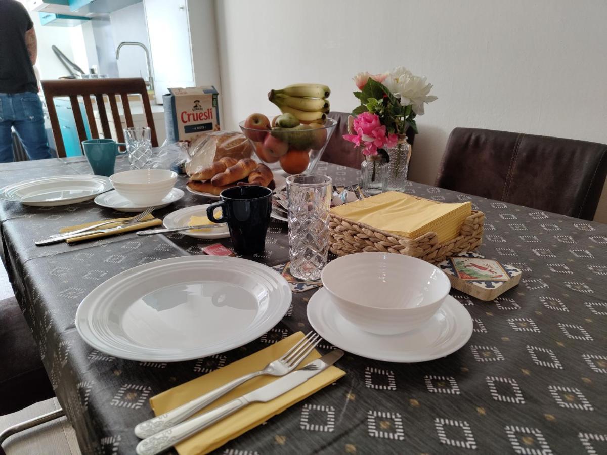 The Diesel Bed And Breakfast Rotterdam Luaran gambar