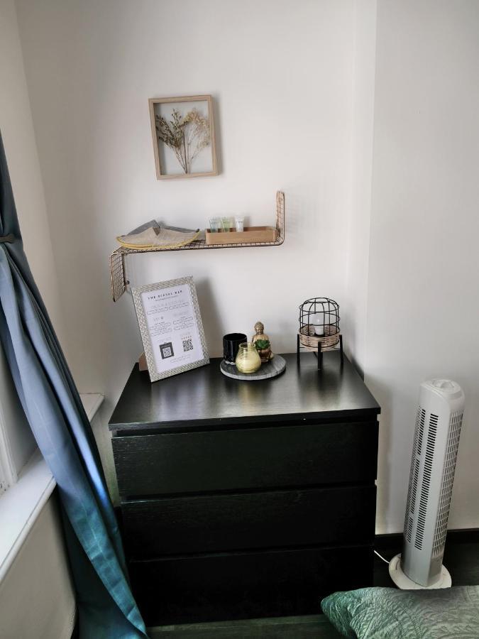 The Diesel Bed And Breakfast Rotterdam Luaran gambar